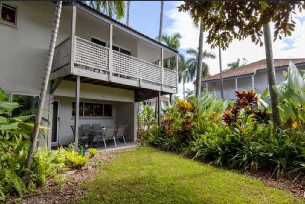 Reef Resort, Lagoon Pool Scooters, Bar 1R Port Douglas Extérieur photo